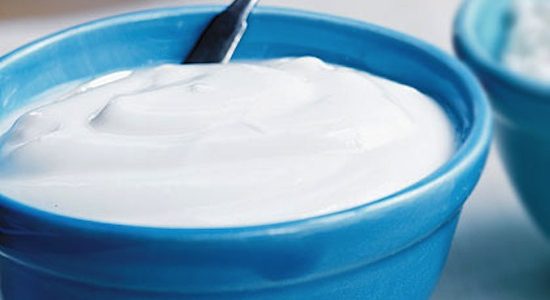 Những nguyên liệu có sẵn trong tủ lạnh khiến mái tóc óng ả