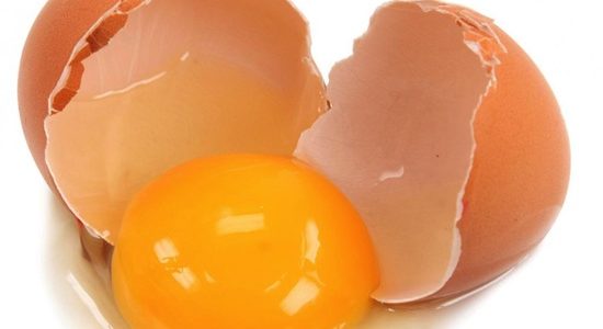 Những nguyên liệu có sẵn trong tủ lạnh khiến mái tóc óng ả