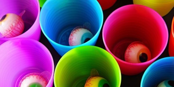 Sử dụng đồ nhựa đựng thực phẩm hợp lý